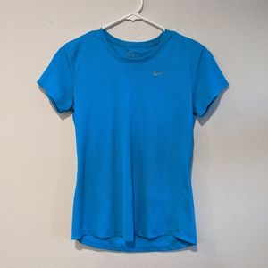 *10/$25* Women's Nike Dri-Fit T-shirt - Size Small